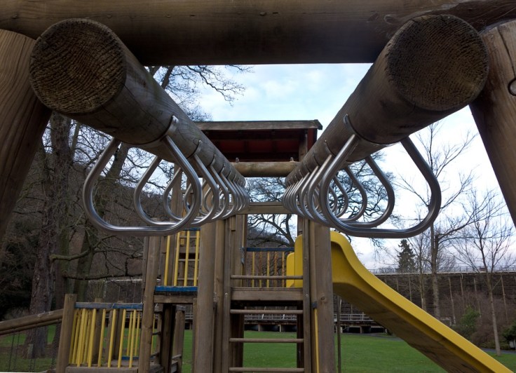 playground-550576_960_720