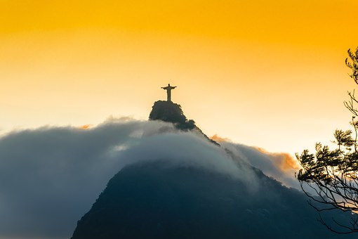 Jesus statute in rio